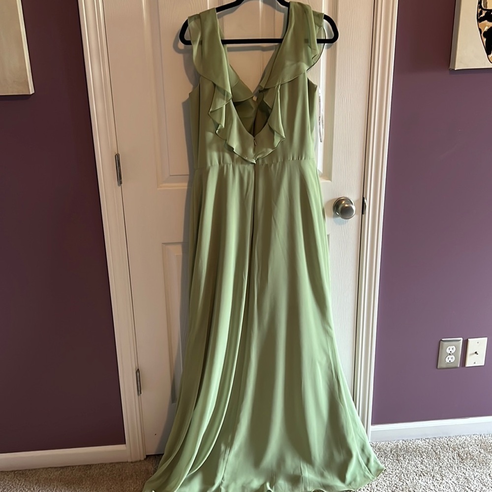 Bari Jay Sage green V neck ruffle shutter sleeves dress size 16 - Picture 6 of 8